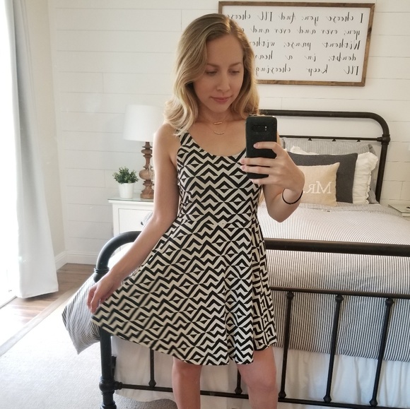 PINK Chevron Dress - Picture 1 of 2